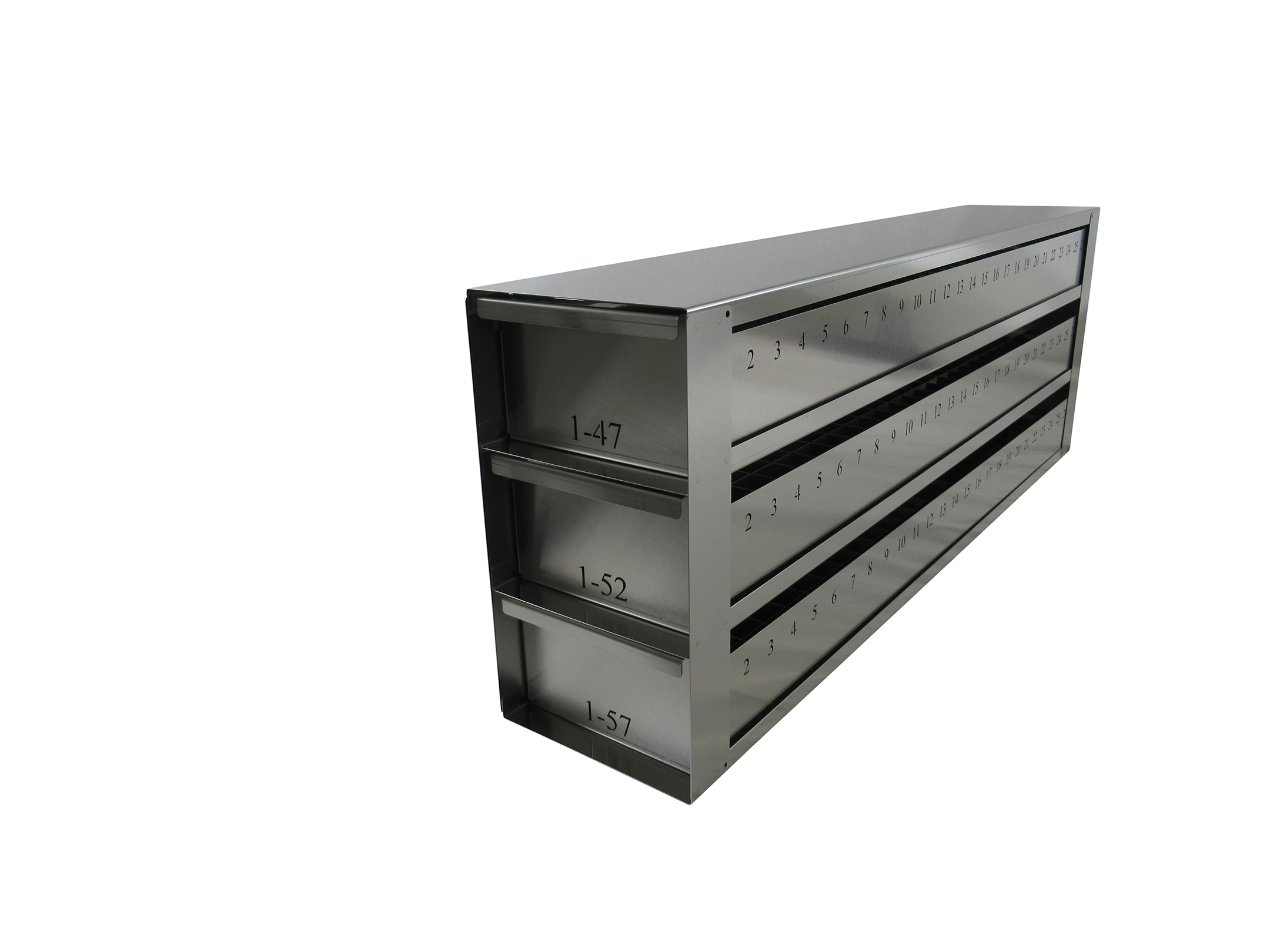 Sonderschrankeinschub mit Rastereinsatz aus Edelstahl ‐ alphanumerische Codierung ‐ seitliche Beschriftung und Beschriftung auf Griff zur einfachen Identifikation der Proben